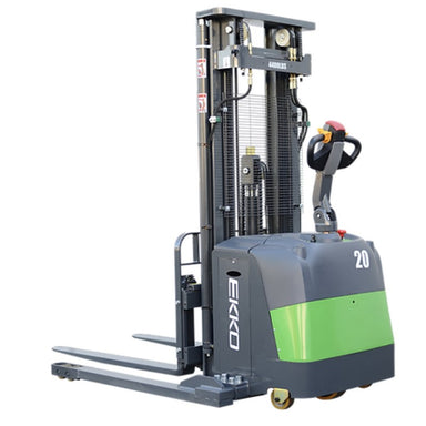 EKKO EB16EAS-189Li Lithium Straddle Stacker in green and black, designed for lifting up to 4400 lbs with a height of 189 inches.