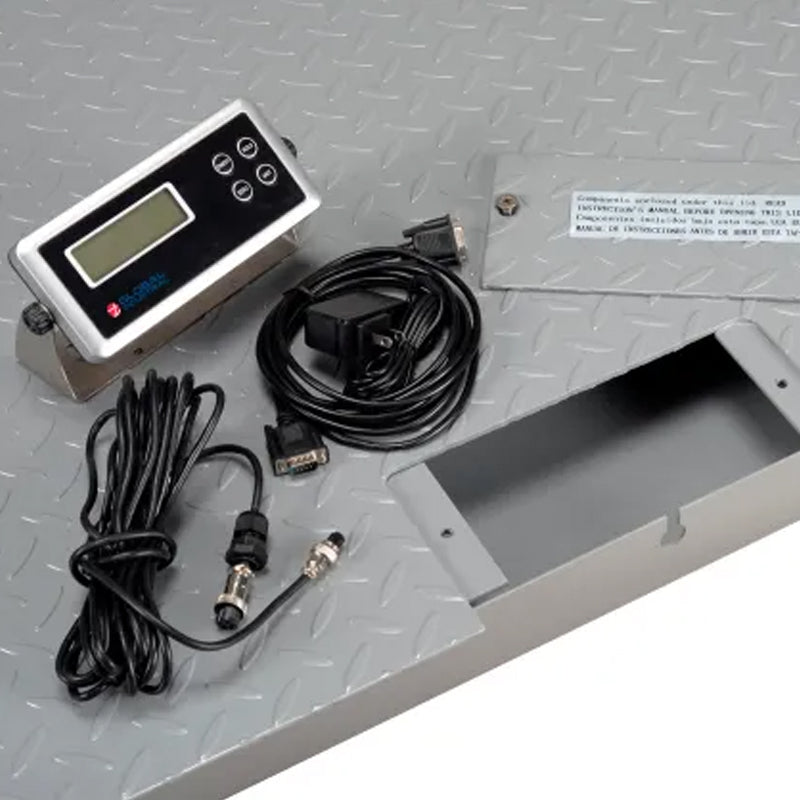 Pallet scale platform with the LCD indicator and connecting cables arranged beside it.