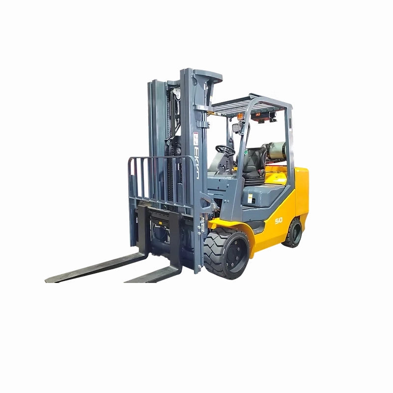 EKKO EK50LP alternate front three-quarter view of the forklift.